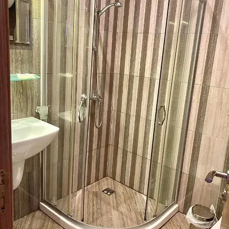 In Apolon Apartament