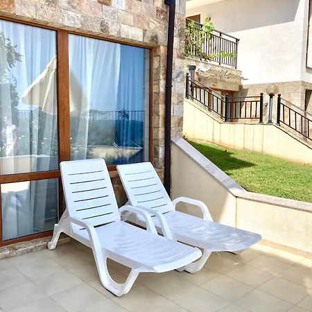 Apartament In Apolon