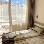 In Apolon Apartment